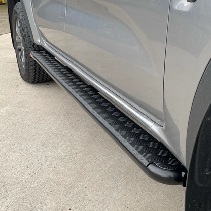 Ford Ranger (Next Gen) FLAT Rock Sliders / Side steps – P/C Ally Checkerplate Tread