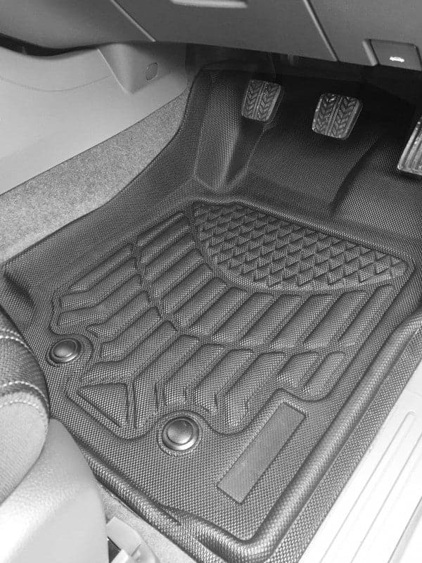 Land Cruiser 200 Series GX or GXL Only 2007-2012 3D MAXTRAC Moulded Rubber Mats - 3 Rows - Essential4x4