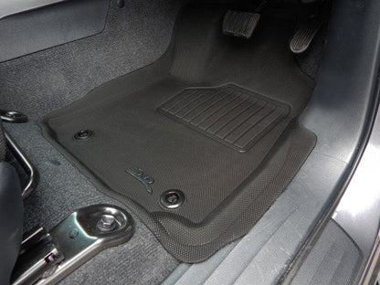 Toyota Hilux Dual Cab AUTO 2015 - 2022 Front Pair with Matching Three Pc Rear 3D KAGU RUBBER mats - Essential4x4