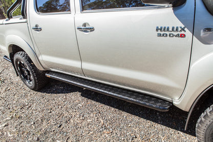 Toyota Hilux N70 FLAT Rock Sliders / Side Steps – P/C Ally Checkerplate Tread - Essential4x4